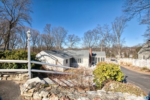 Photo of 47 Creeping Hemlock Drive, Norwalk, CT 06851 (MLS # 24165571)