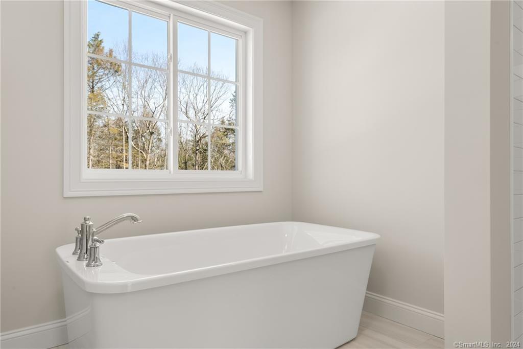 116 Holcomb Hill Road, New Hartford, Connecticut image 21