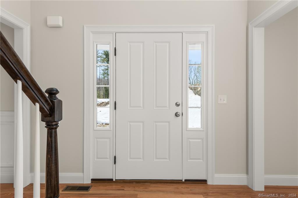 116 Holcomb Hill Road, New Hartford, Connecticut image 4