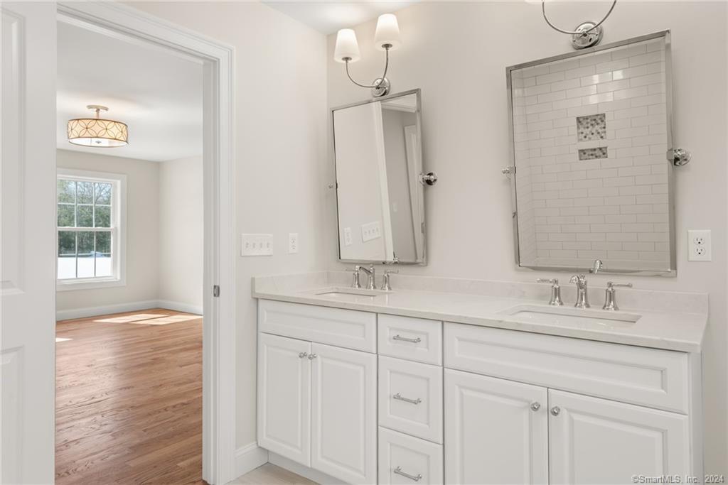 116 Holcomb Hill Road, New Hartford, Connecticut image 24