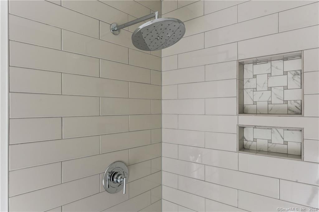 116 Holcomb Hill Road, New Hartford, Connecticut image 22