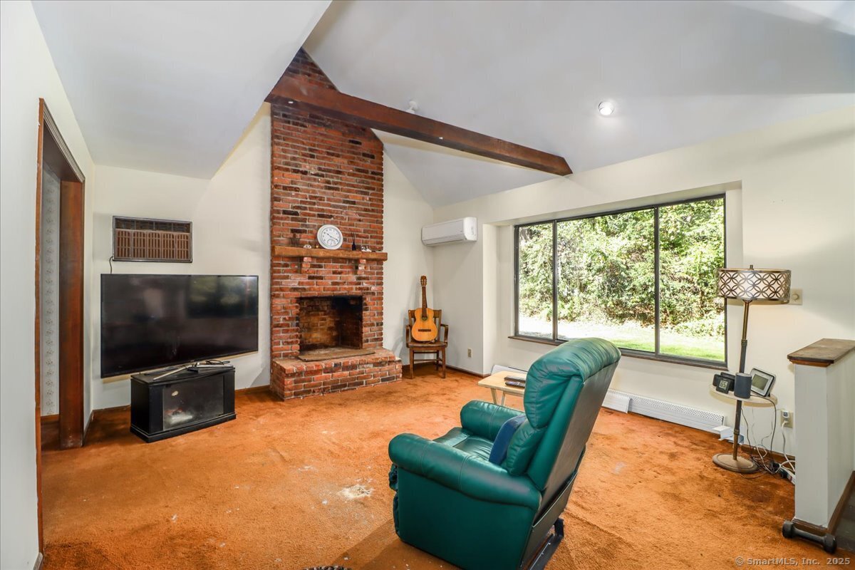 49 Quaker Ridge Road