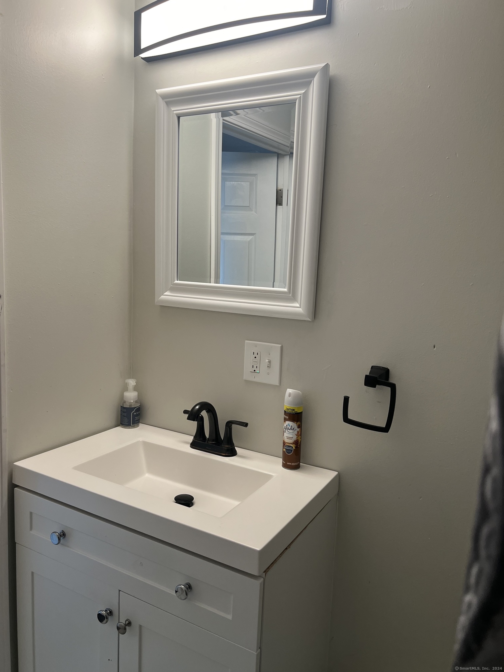 76 Allen Street, Windsor, Connecticut image 12