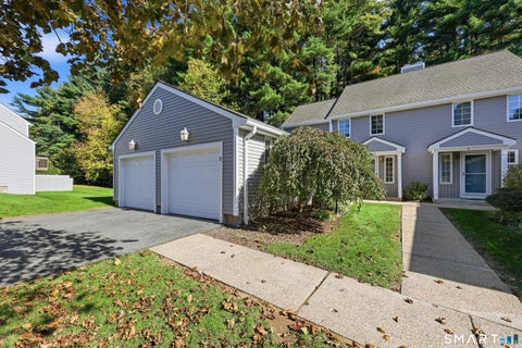 Photo of 2 Suffolk Road #2, Glastonbury, CT 06073 (MLS # 24214648)