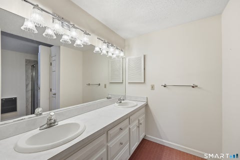 Tiny photo for 2 Suffolk Road #2, Glastonbury, CT 06073 (MLS # 24214648)
