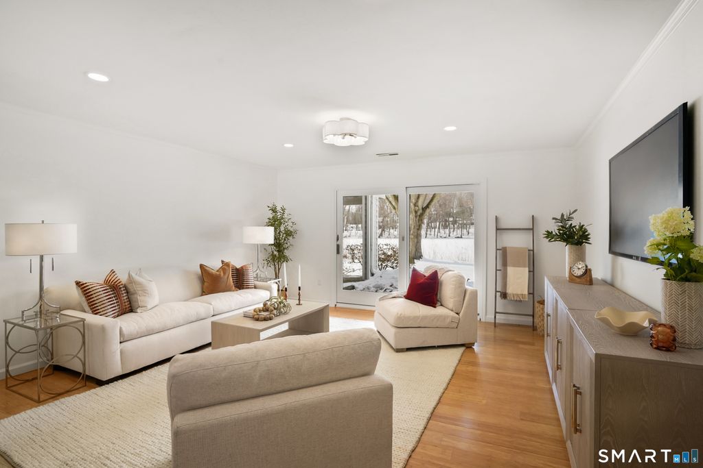 Photo of 119 Rowayton Woods Drive #119, Norwalk, CT 06854 (MLS # 24155547)