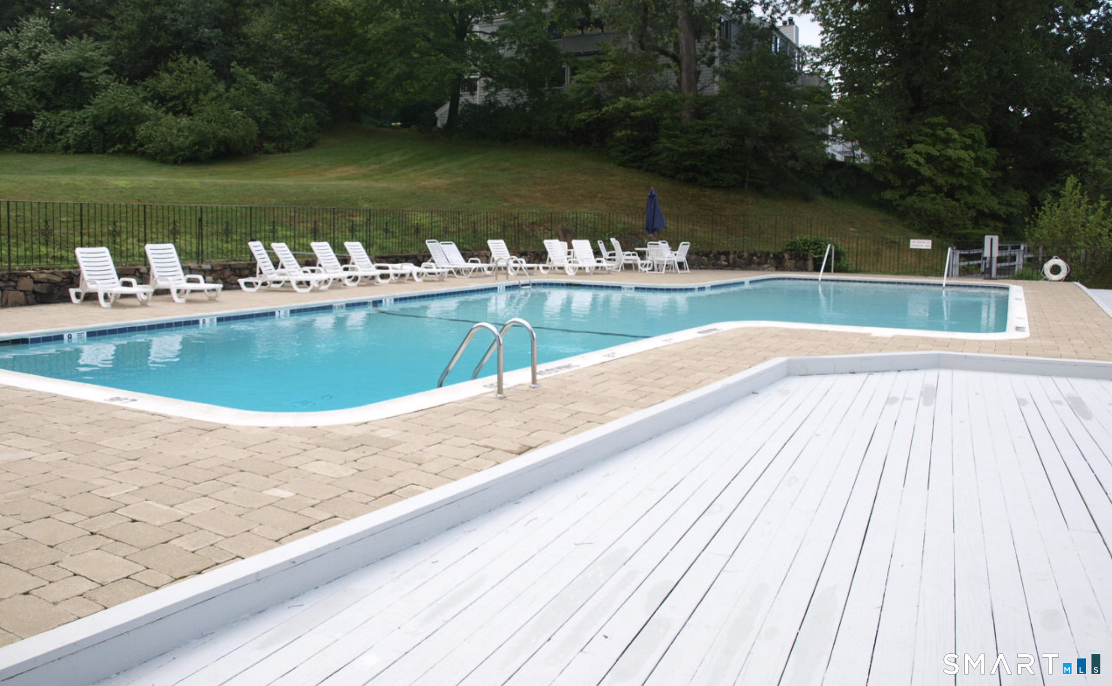 119 Rowayton Woods Drive 119