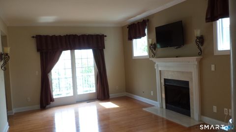 Tiny photo for 8 Sampson Terrace #8, Danbury, CT 06810 (MLS # 24184558)
