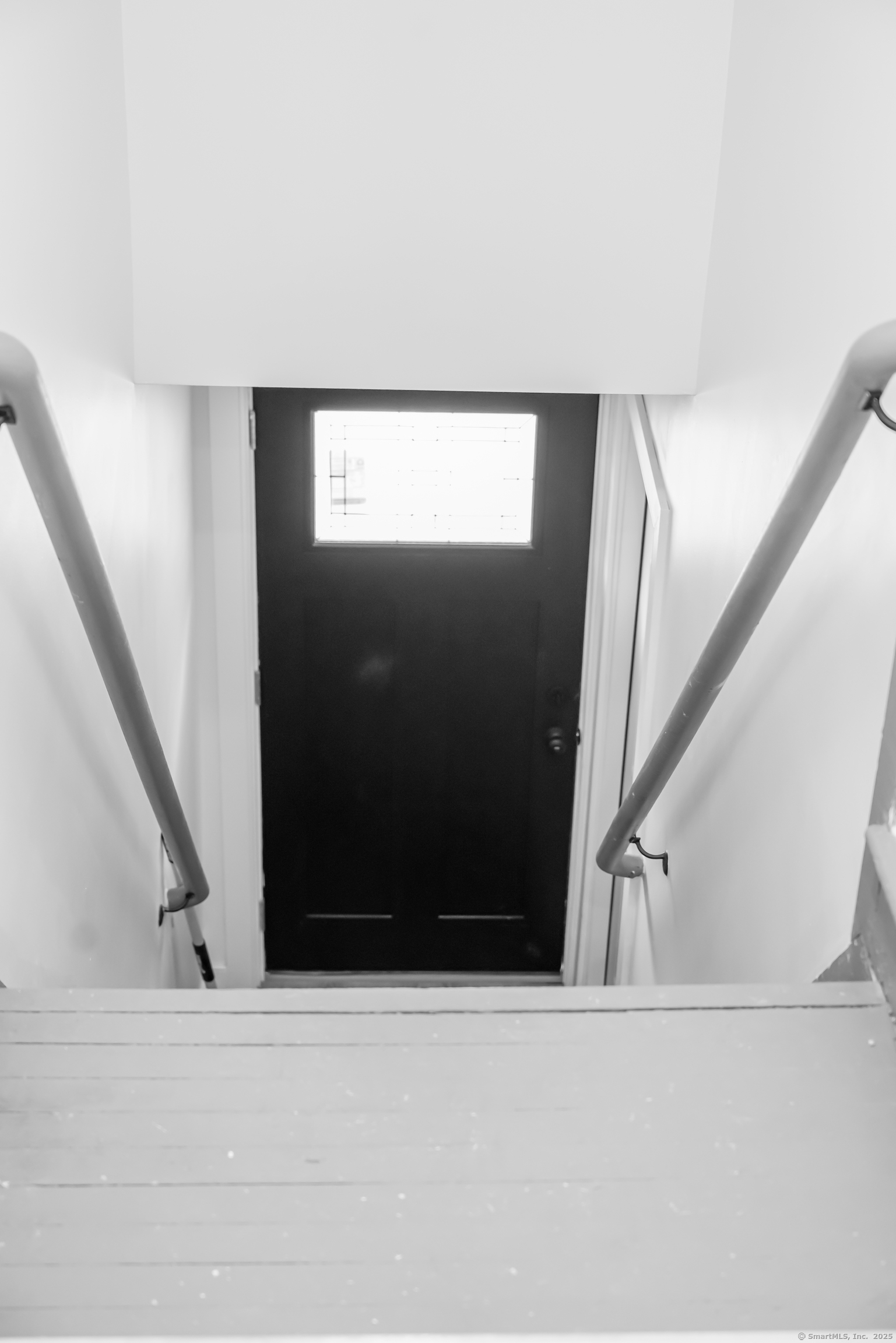 Rental Property at Hobart Street, Meriden, Connecticut - Bedrooms: 2 
Bathrooms: 1 
Rooms: 4  - $1,750 MO.