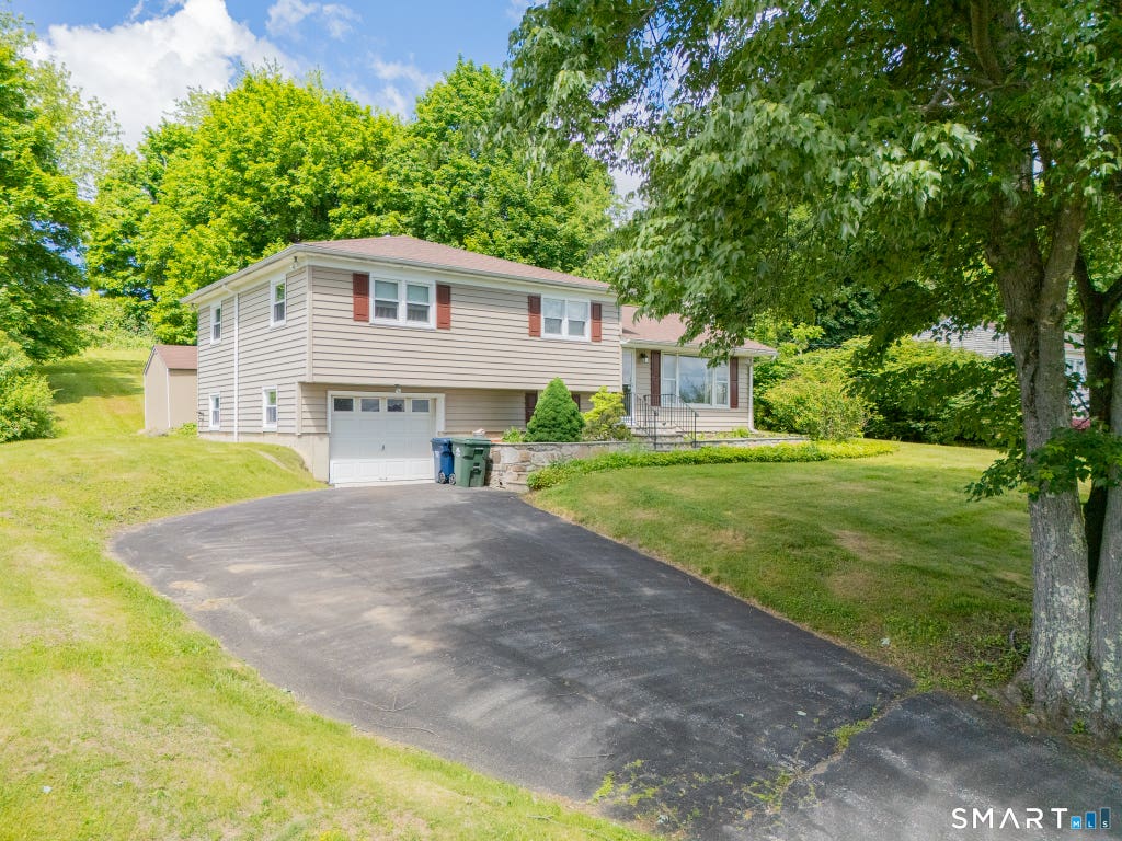 Photo of 33 Kingswood Road, Danbury, CT 06811 (MLS # 24181171)