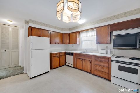 Tiny photo for 415 Cascade Drive, Fairfield, CT 06825 (MLS # 24150189)