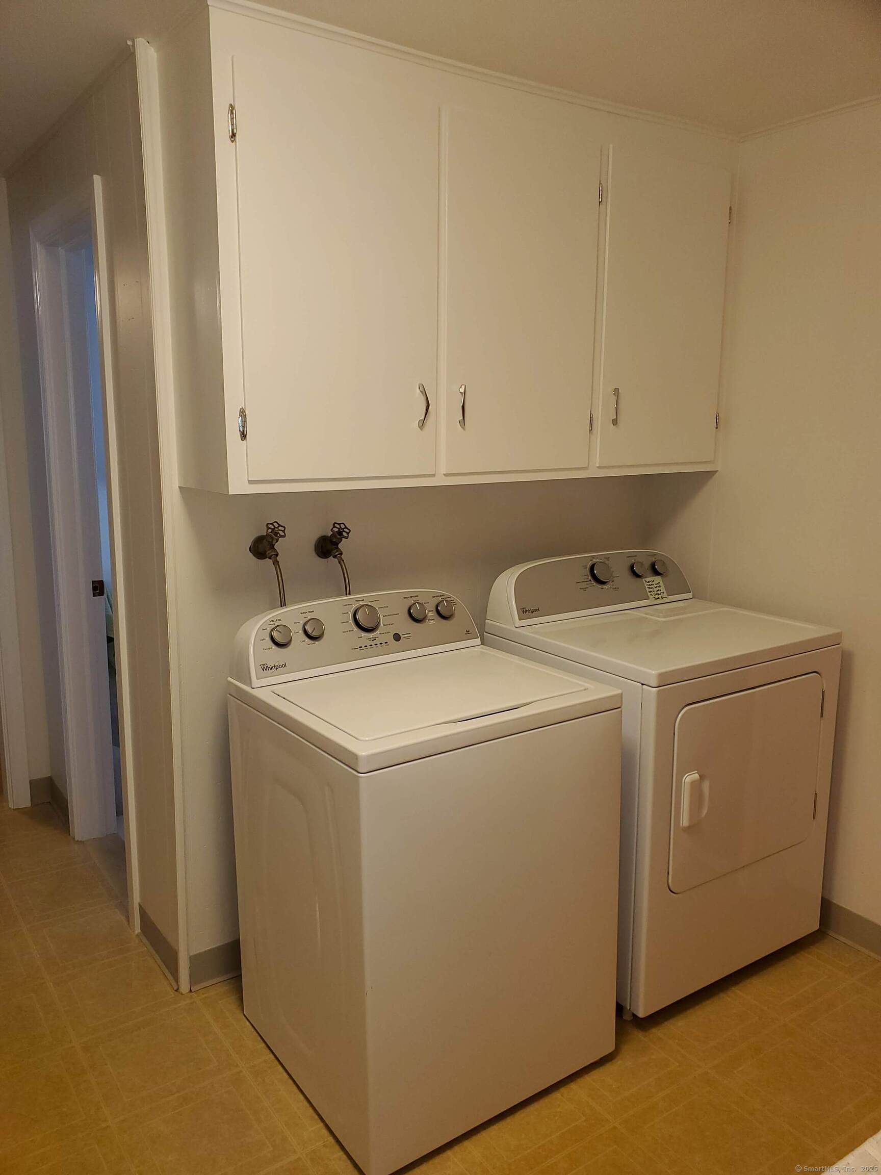 24 Abby Lane, Hamden, Connecticut image 15
