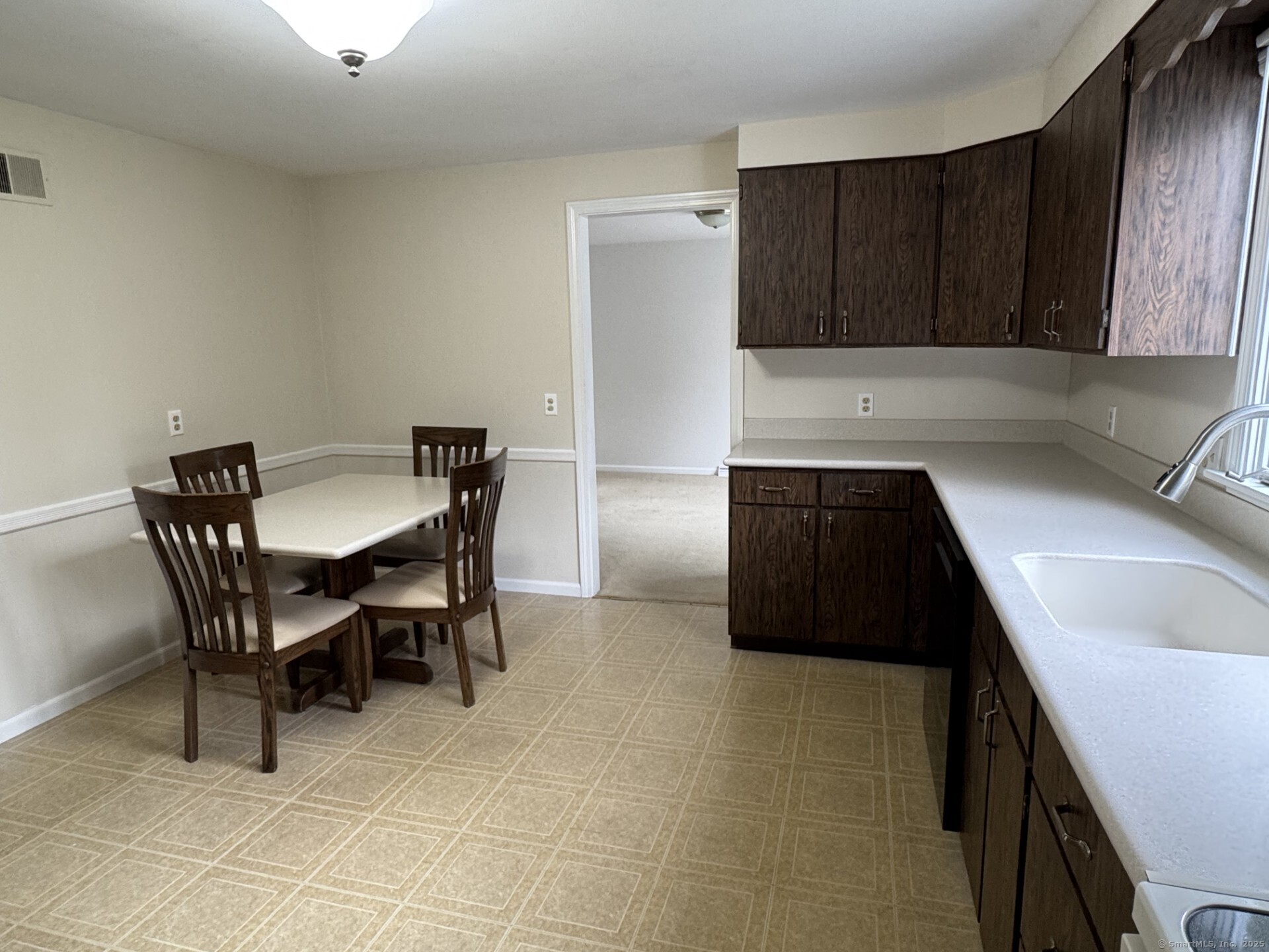 24 Abby Lane, Hamden, Connecticut image 11