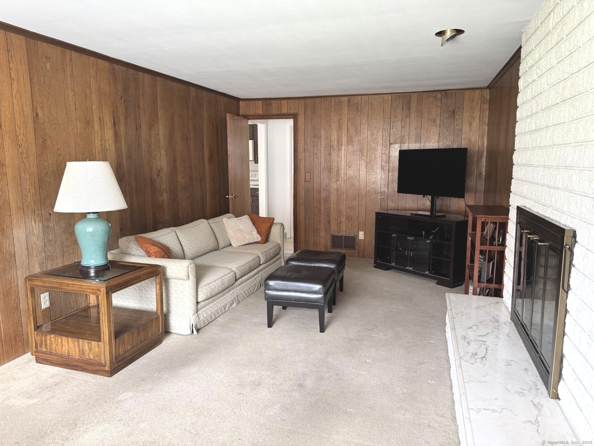 24 Abby Lane, Hamden, Connecticut image 5