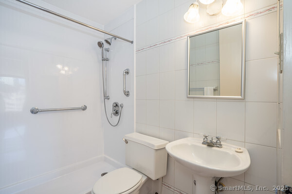1 Gold Street #APT 10DE, Hartford, Connecticut image 28