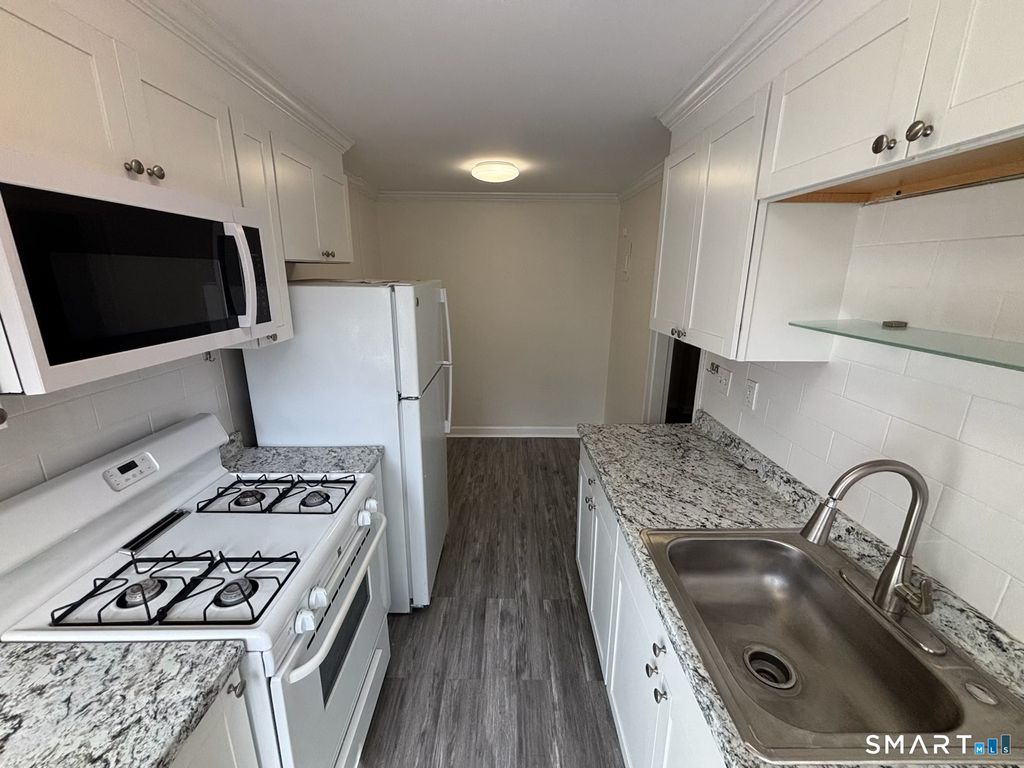 Photo of 182 Seaton Road #4, Stamford, CT 06902 (MLS # 24182503)