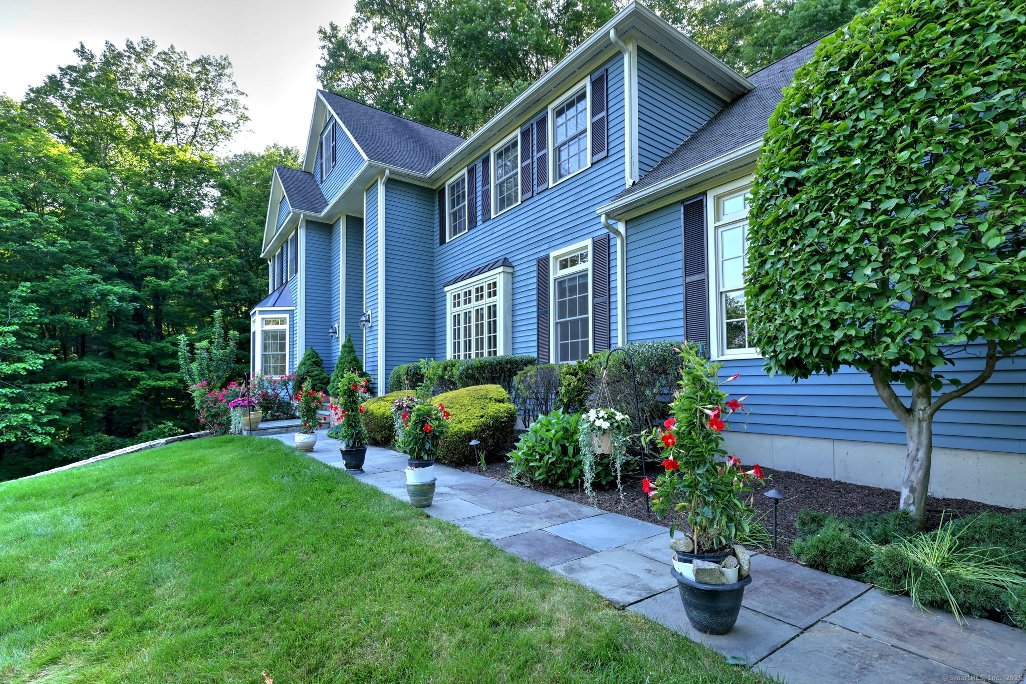 55 Riding Ridge Road