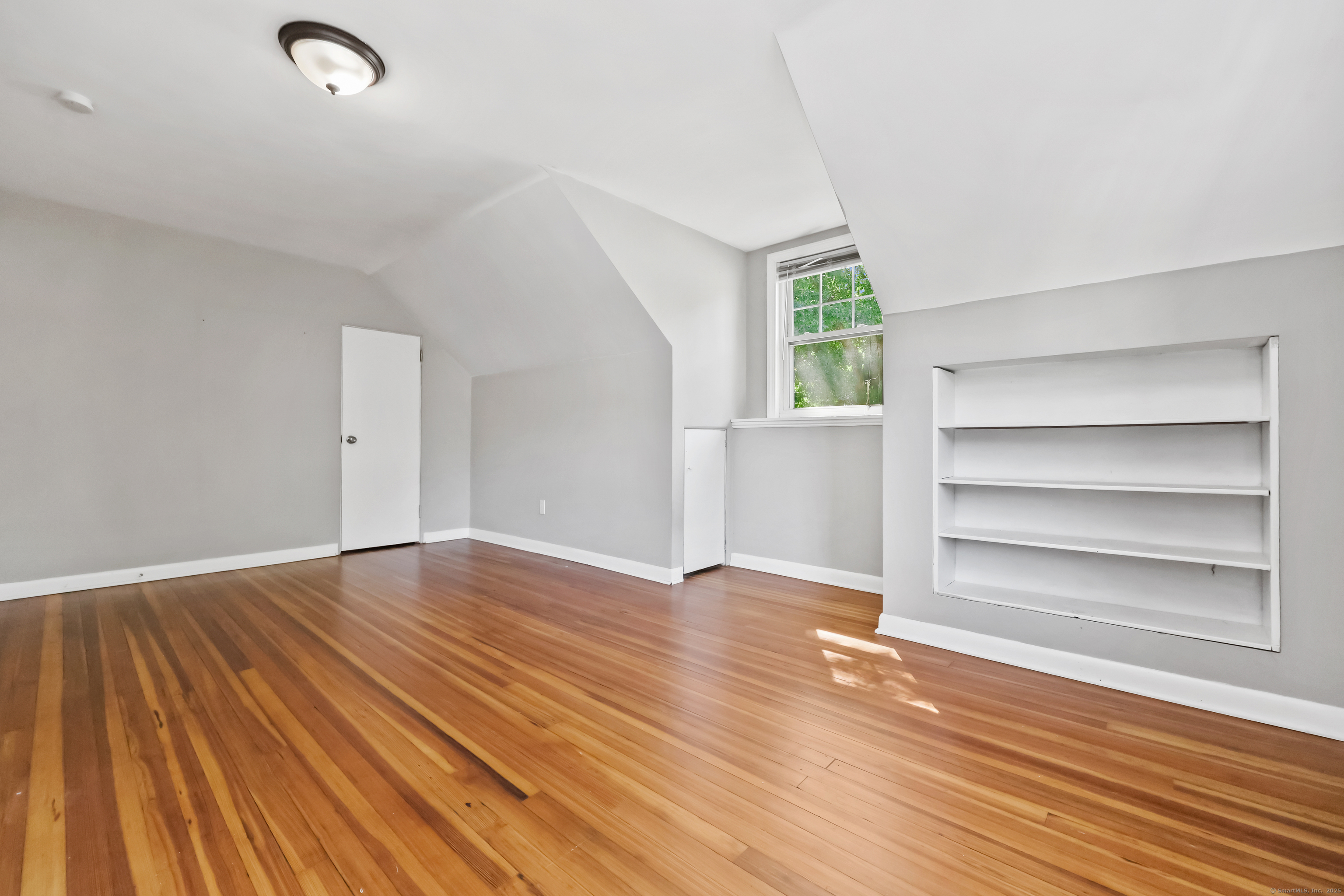 Bridgeport, Connecticut 06606, United States, 4 Bedrooms Bedrooms, ,3 BathroomsBathrooms,Residential,Pending,209428