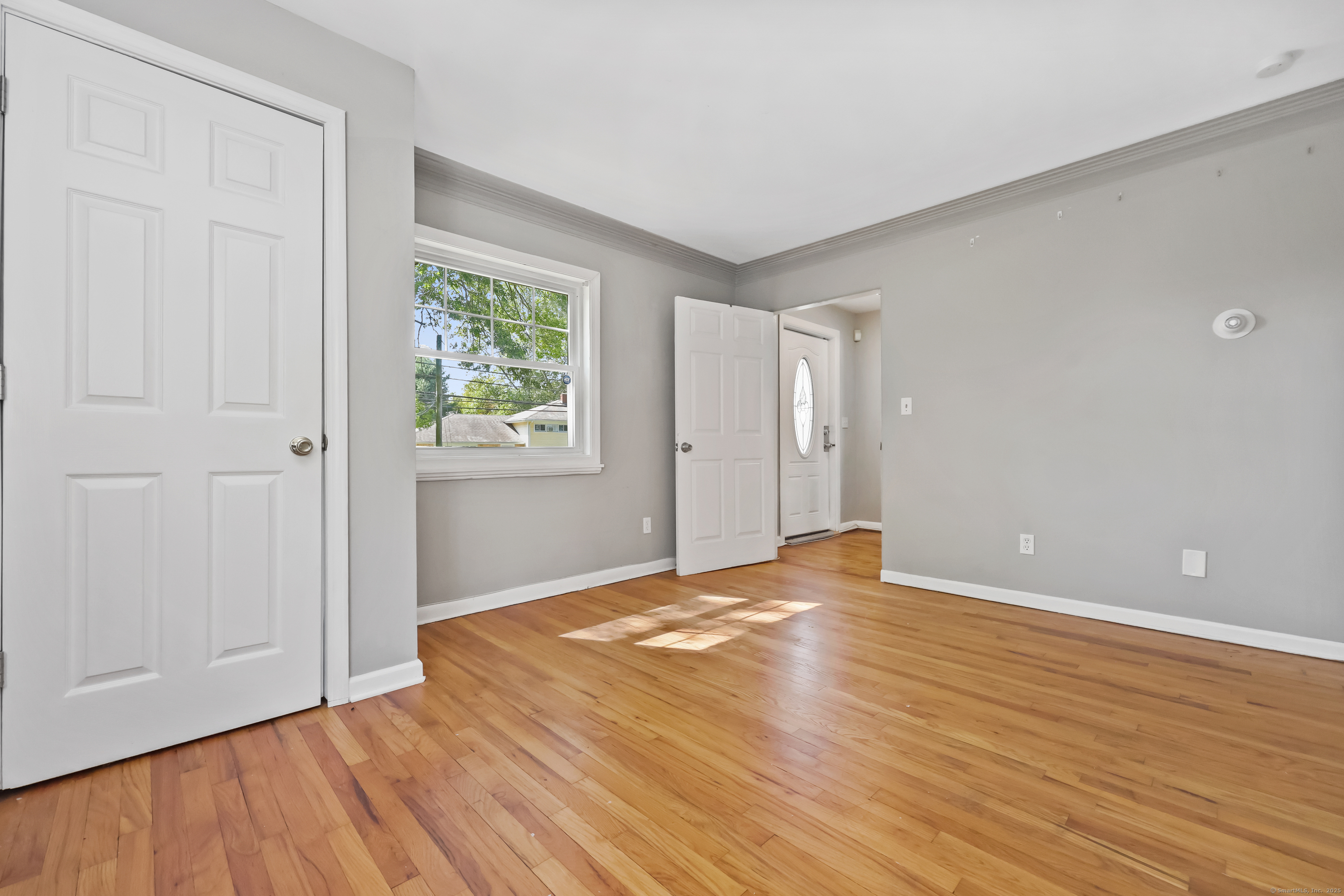 Bridgeport, Connecticut 06606, United States, 4 Bedrooms Bedrooms, ,3 BathroomsBathrooms,Residential,Pending,209428