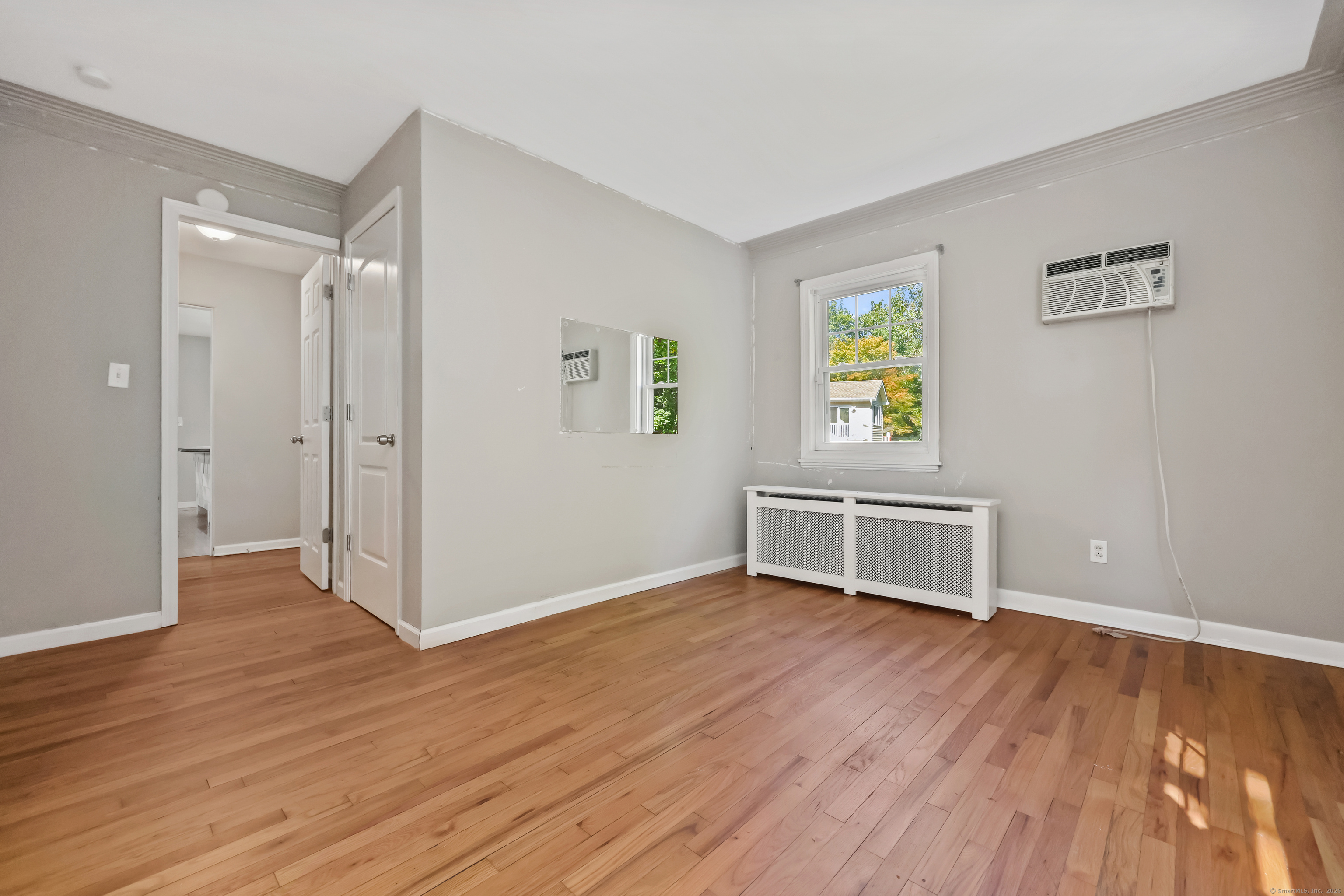 Bridgeport, Connecticut 06606, United States, 4 Bedrooms Bedrooms, ,3 BathroomsBathrooms,Residential,Pending,209428