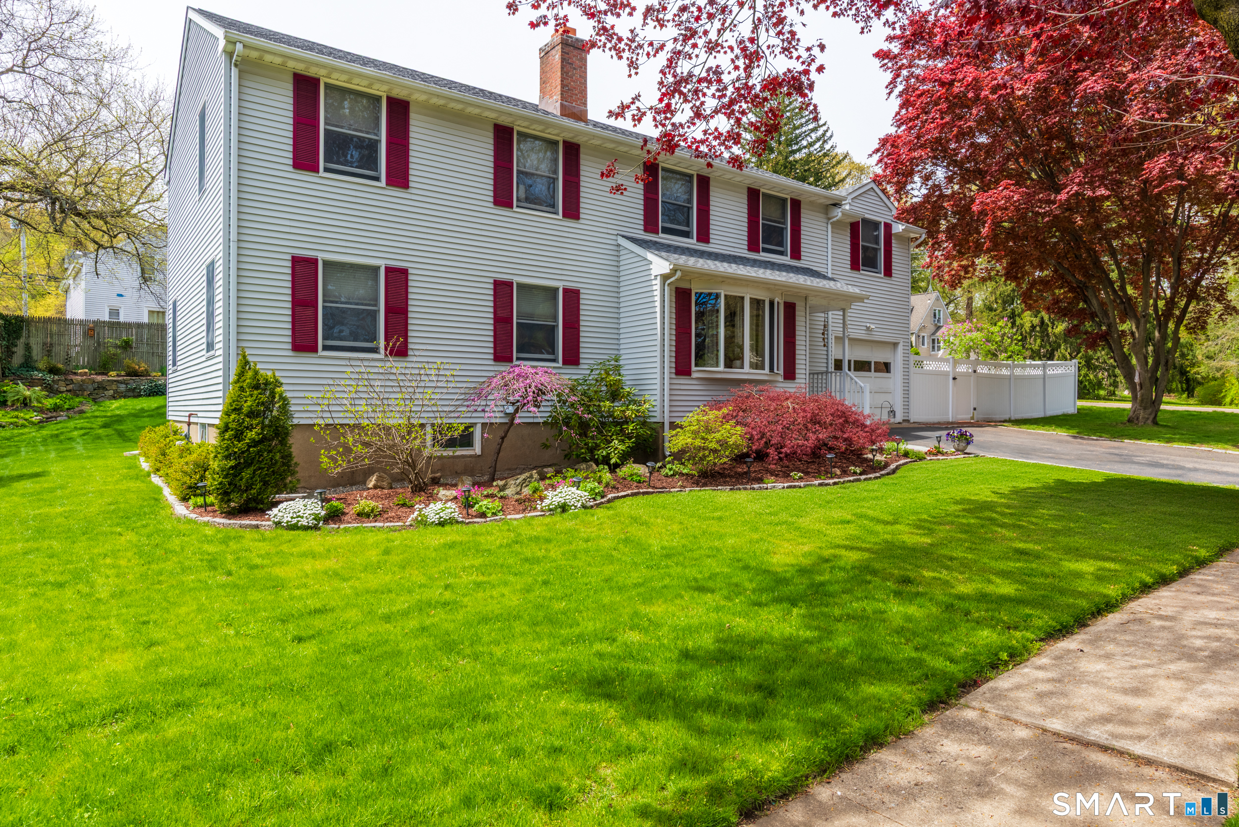 105 Meadow Wood Road