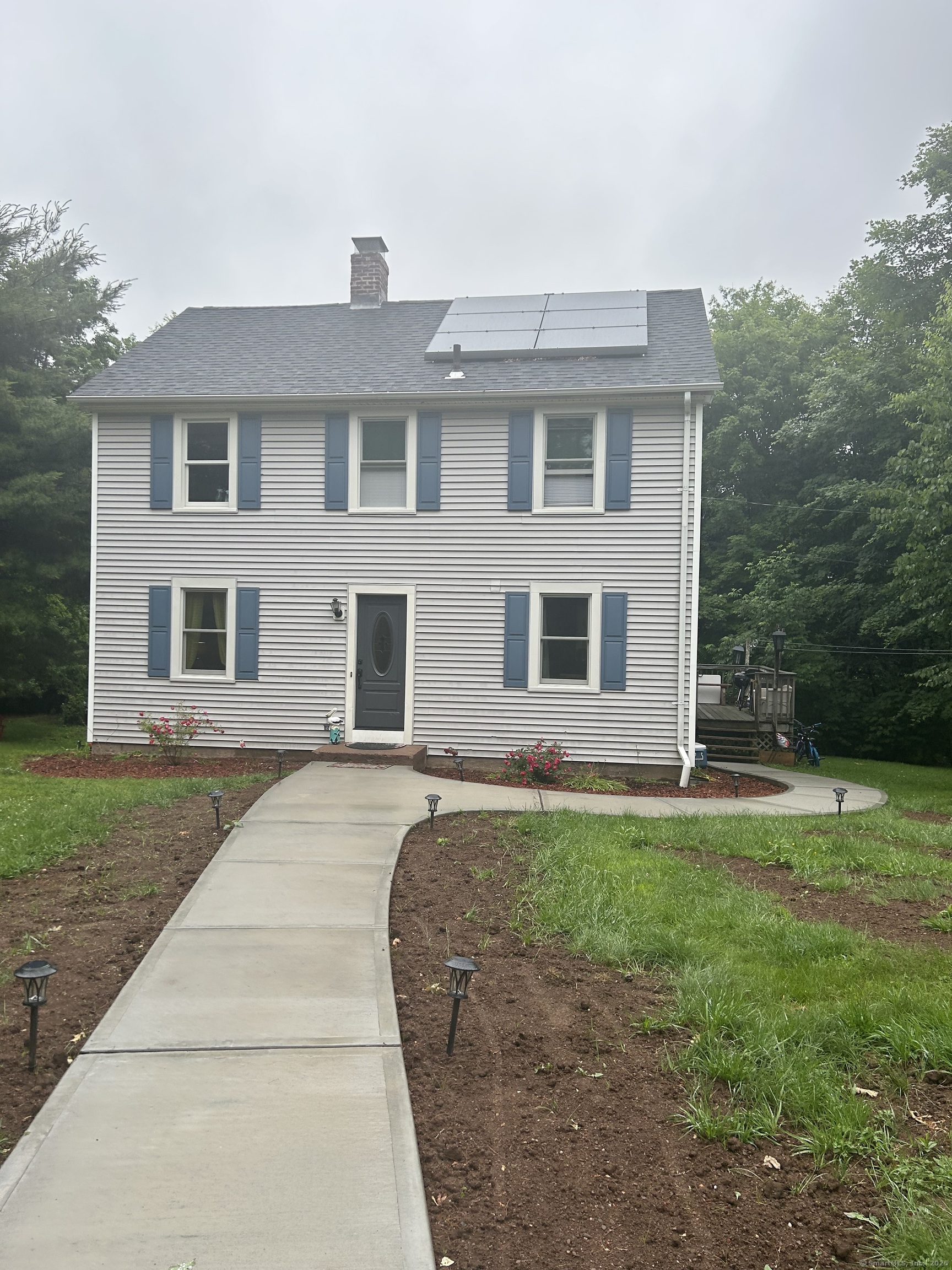 Property for Sale at Sunnyslope Drive, Middletown, Connecticut - Bedrooms: 4 
Bathrooms: 2 
Rooms: 8  - $339,000