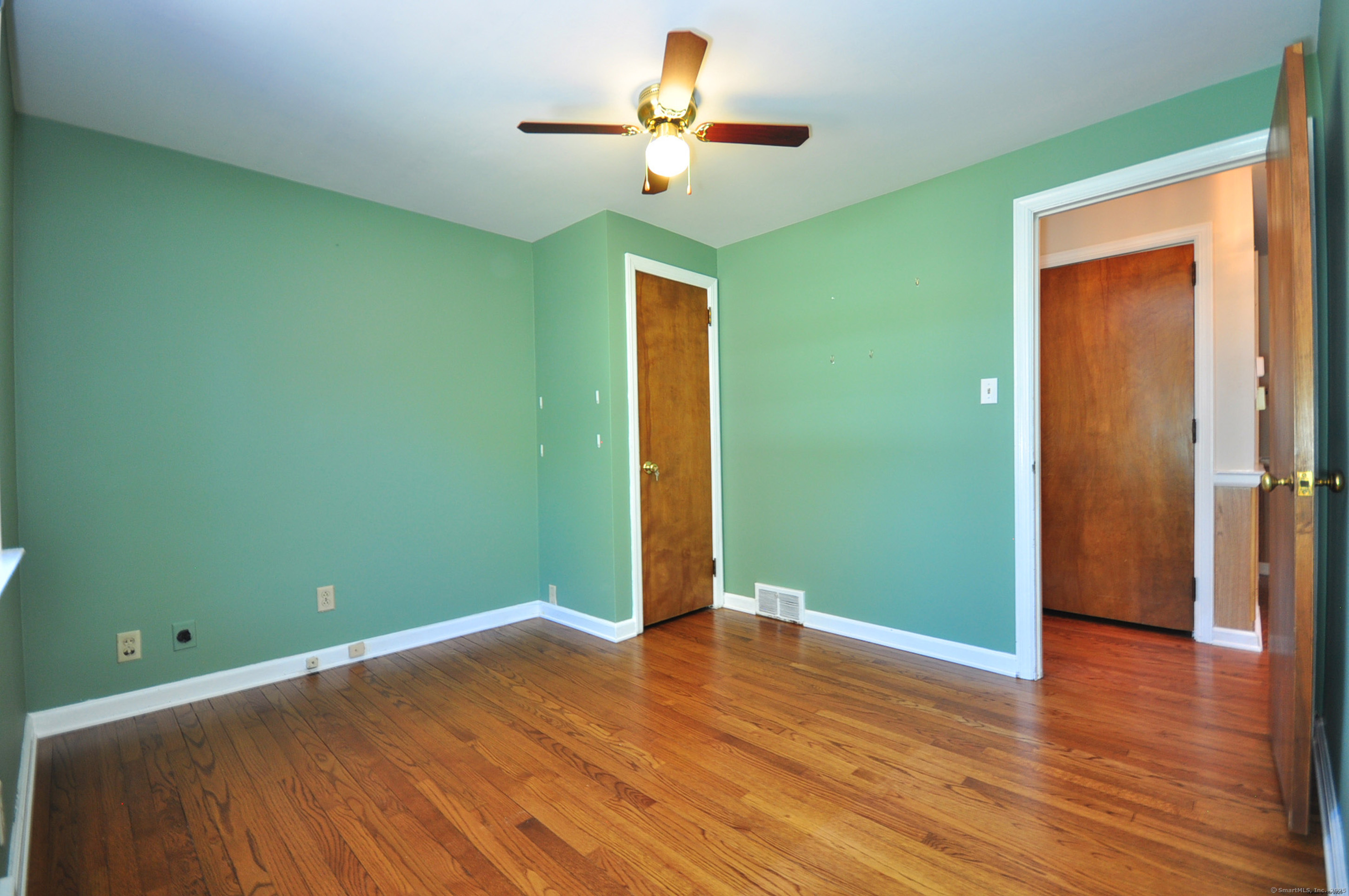 816 Jerome Avenue, Bristol, Connecticut image 15