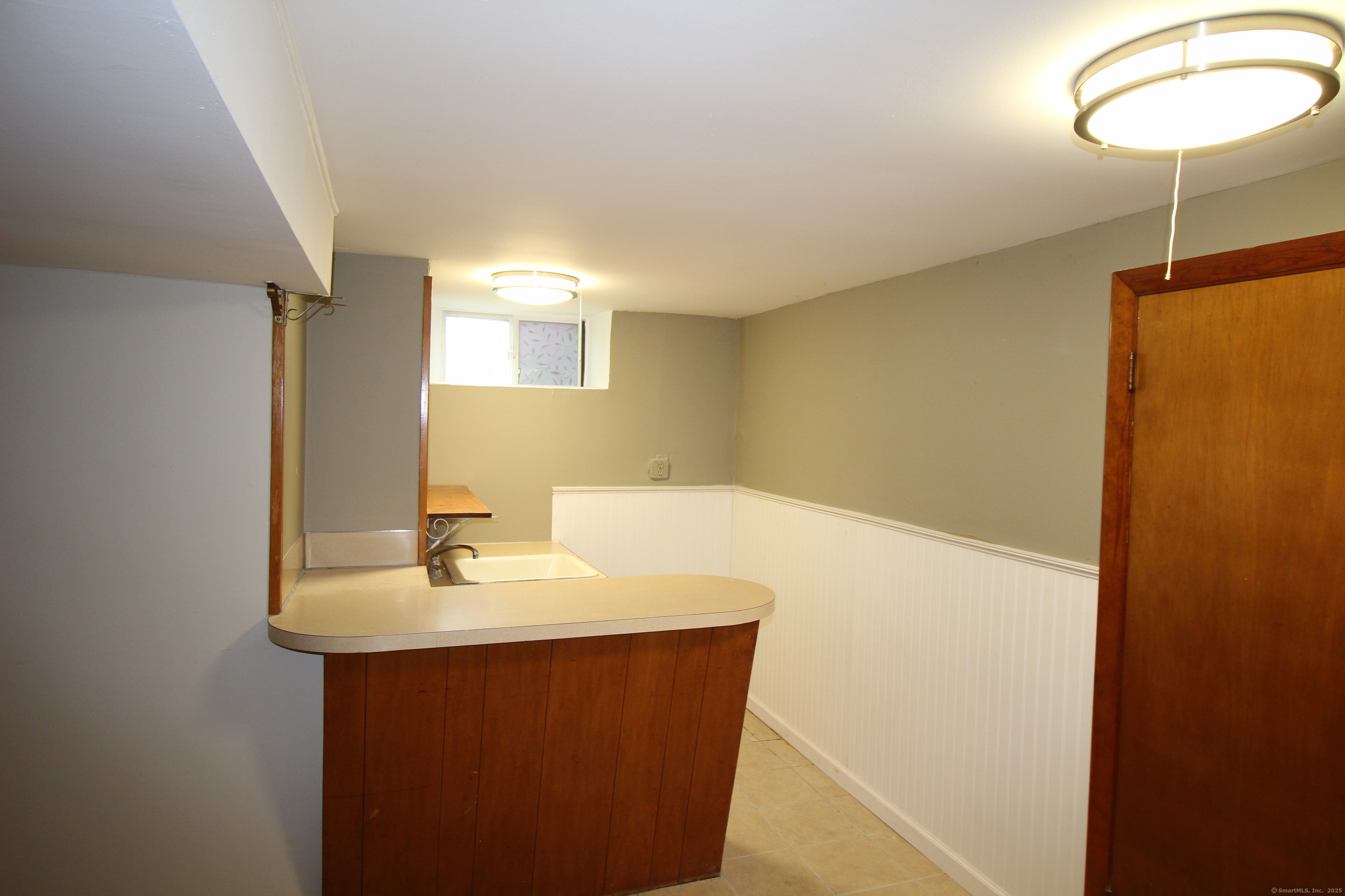 816 Jerome Avenue, Bristol, Connecticut image 29
