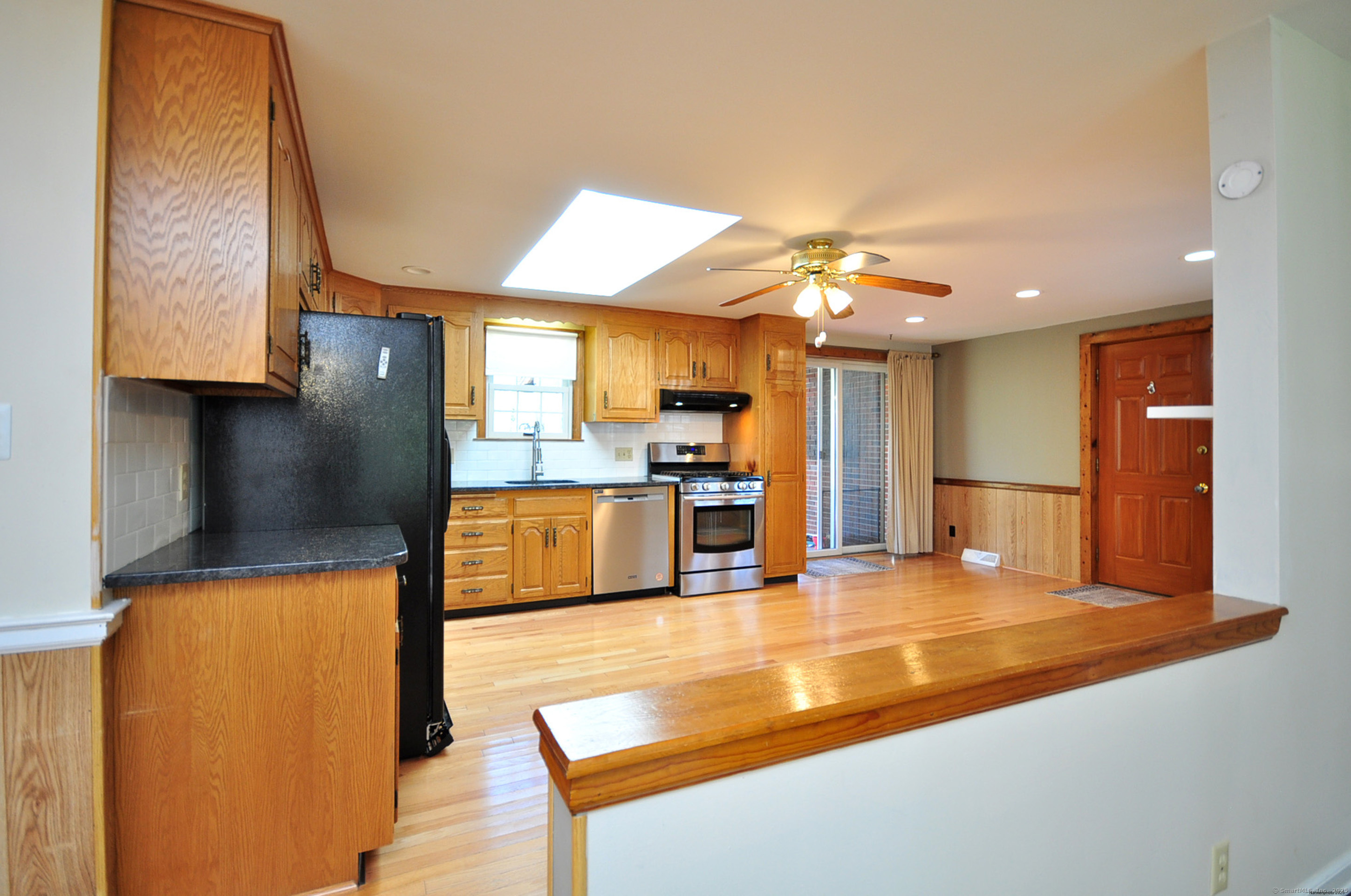 816 Jerome Avenue, Bristol, Connecticut image 8
