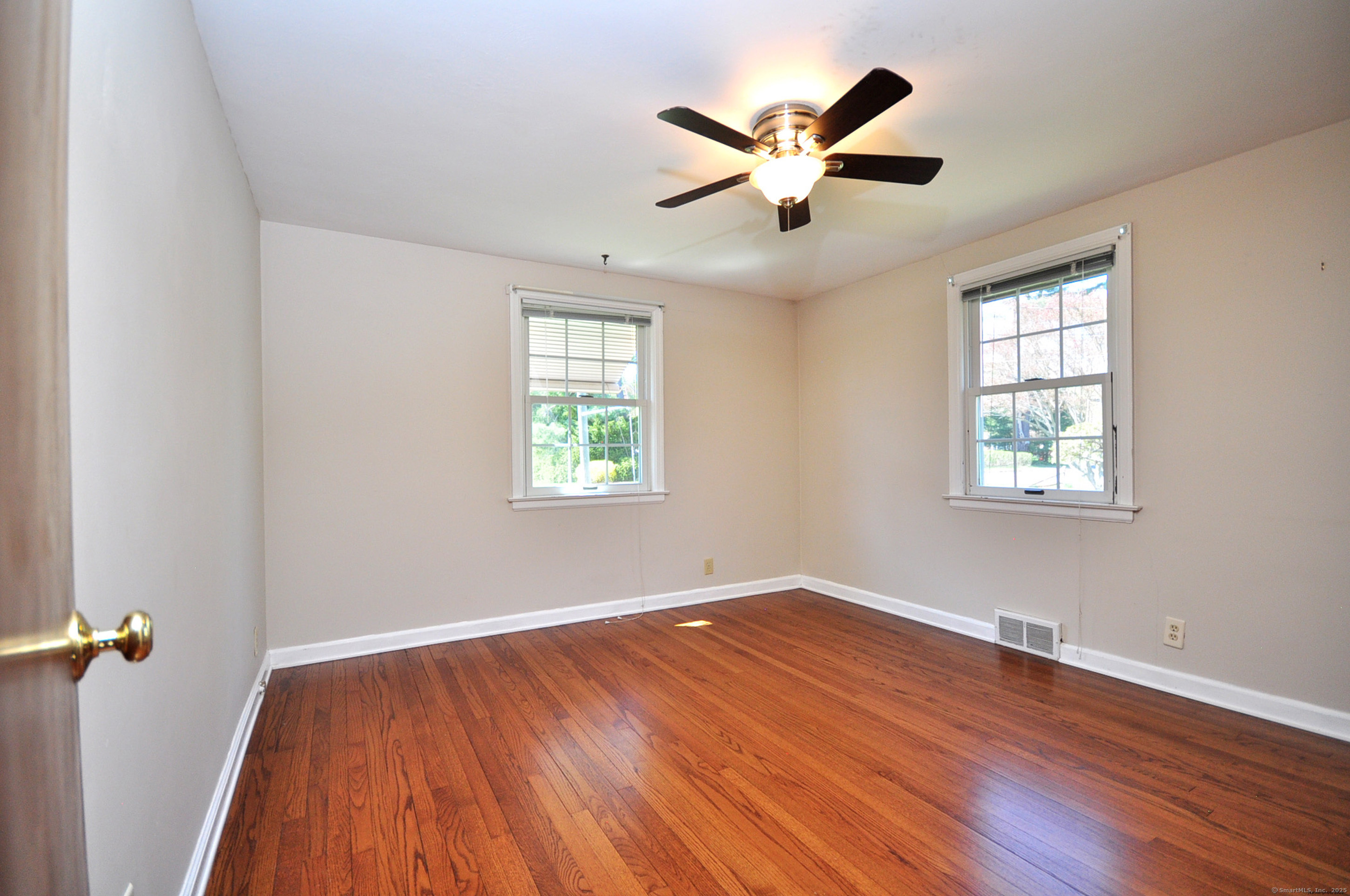 816 Jerome Avenue, Bristol, Connecticut image 20
