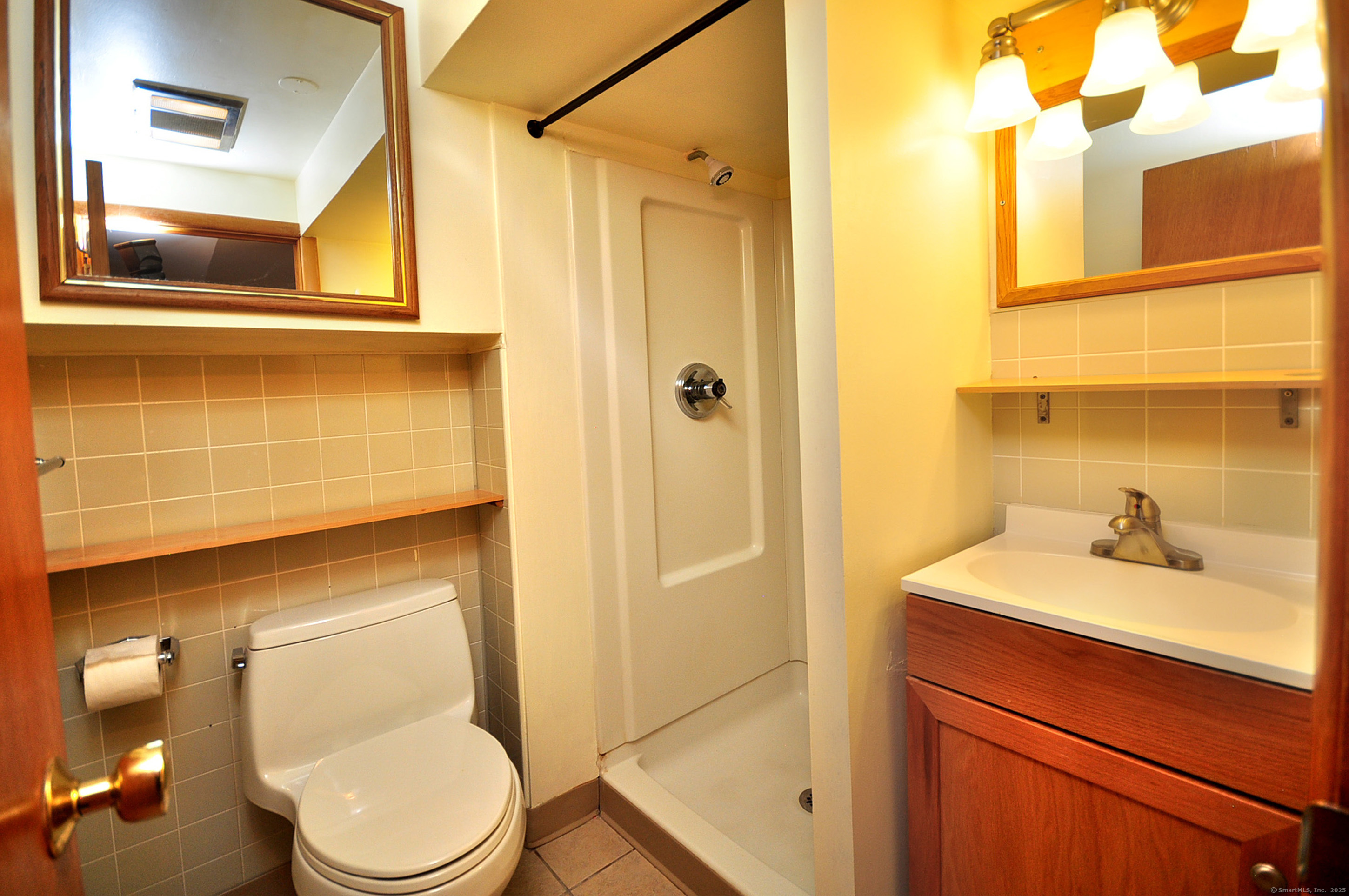 816 Jerome Avenue, Bristol, Connecticut image 28