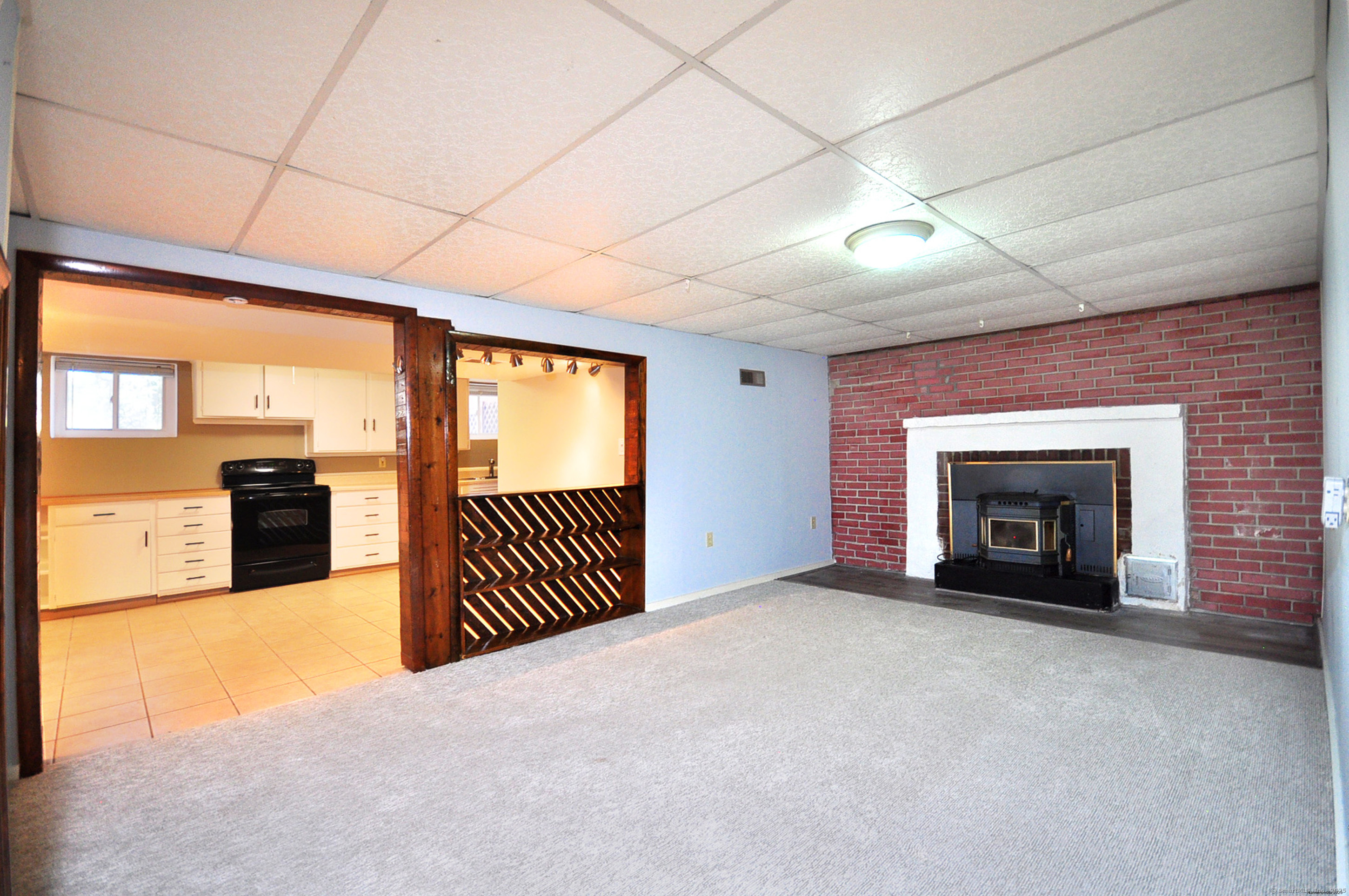 816 Jerome Avenue, Bristol, Connecticut image 24