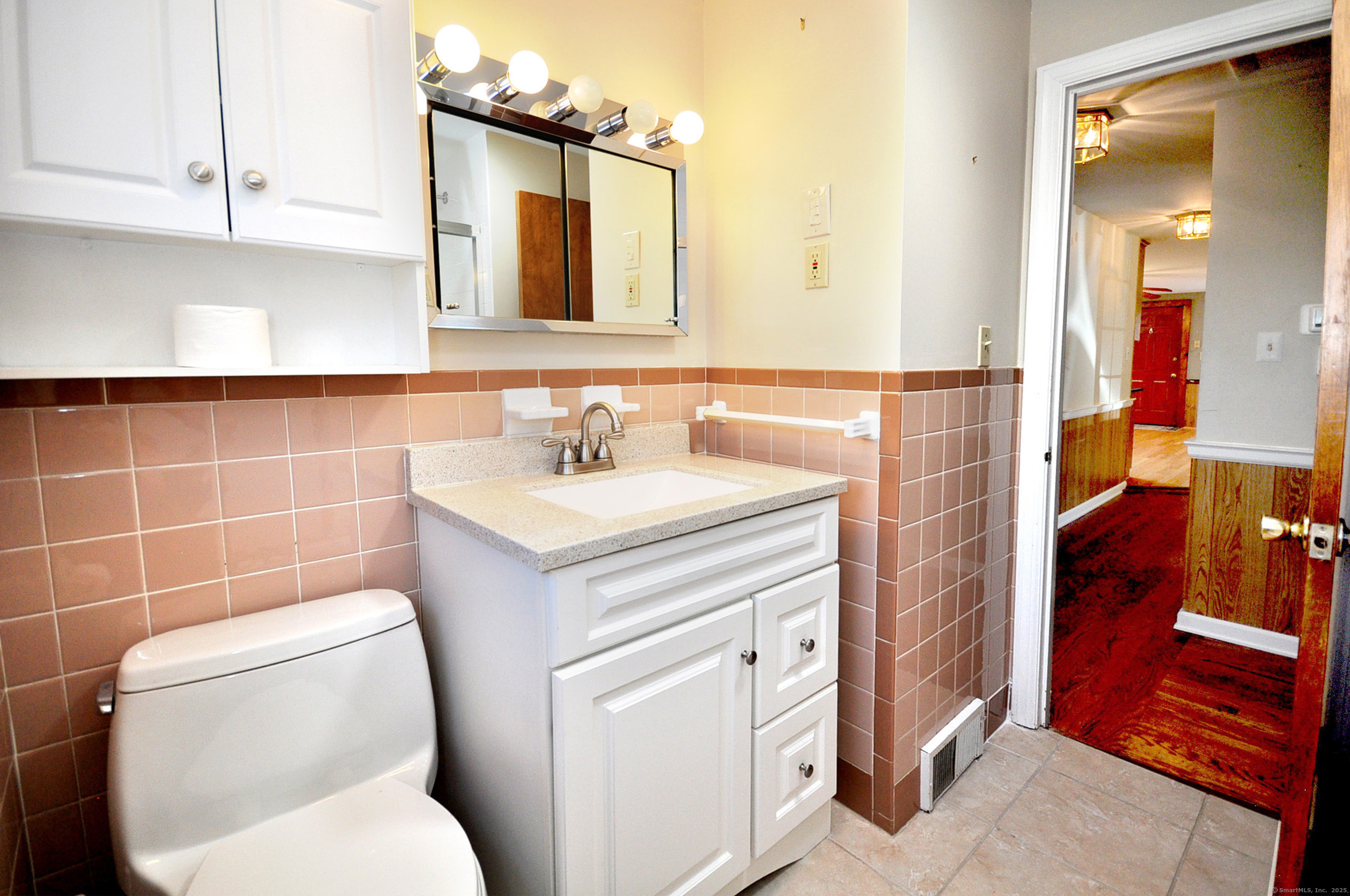 816 Jerome Avenue, Bristol, Connecticut image 18
