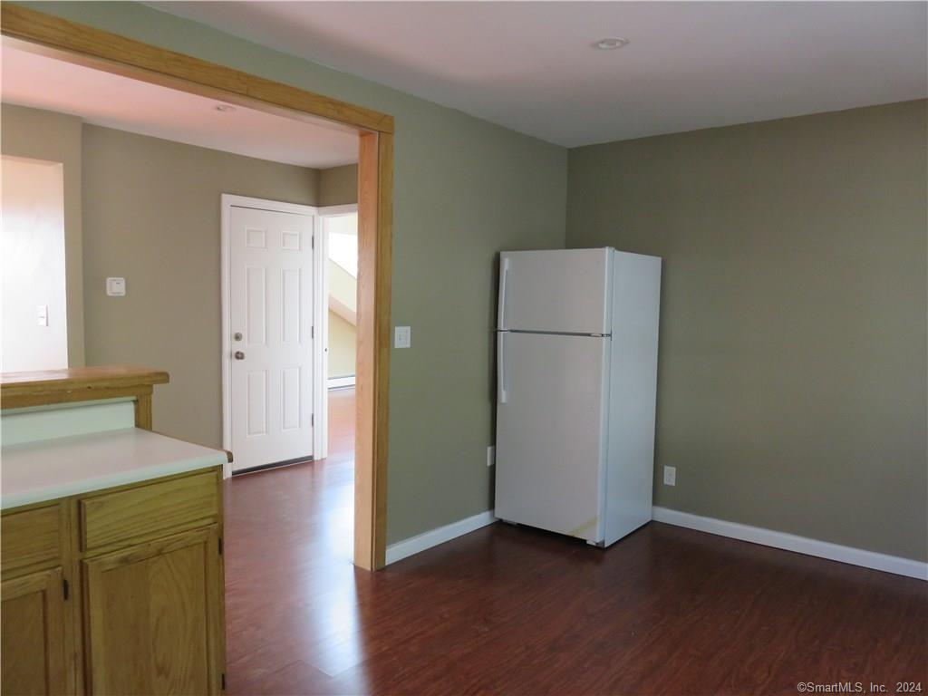 West Hartford, Connecticut 06119, United States, 3 Bedrooms Bedrooms, ,1 BathroomBathrooms,Residential,Active,164229