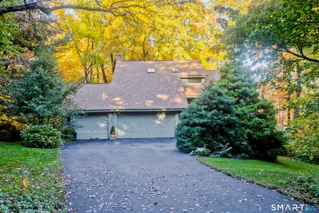 Photo of 12 Talcott Range Drive, East Granby, CT 06026 (MLS # 24216441)