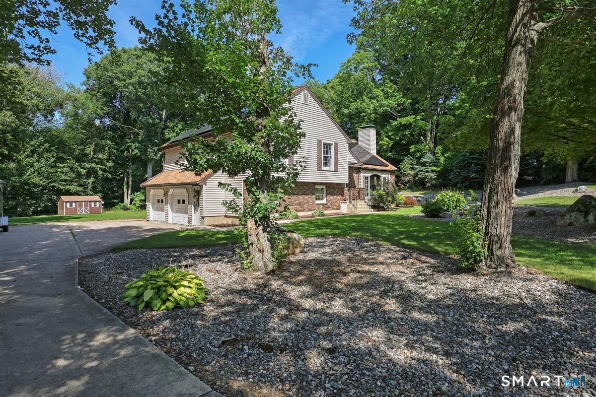 8 Catherine Drive