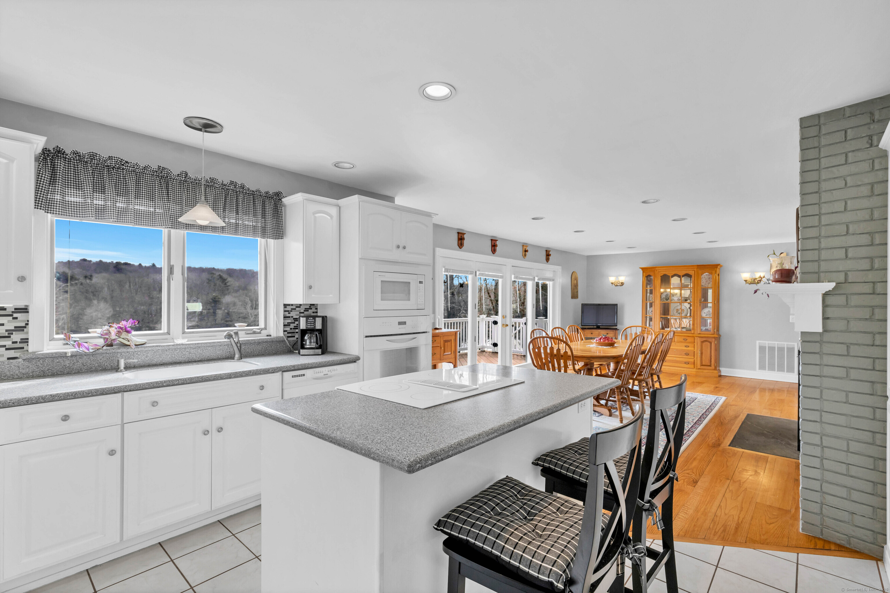 1 Lake Louise Drive, Westbrook, Connecticut image 24