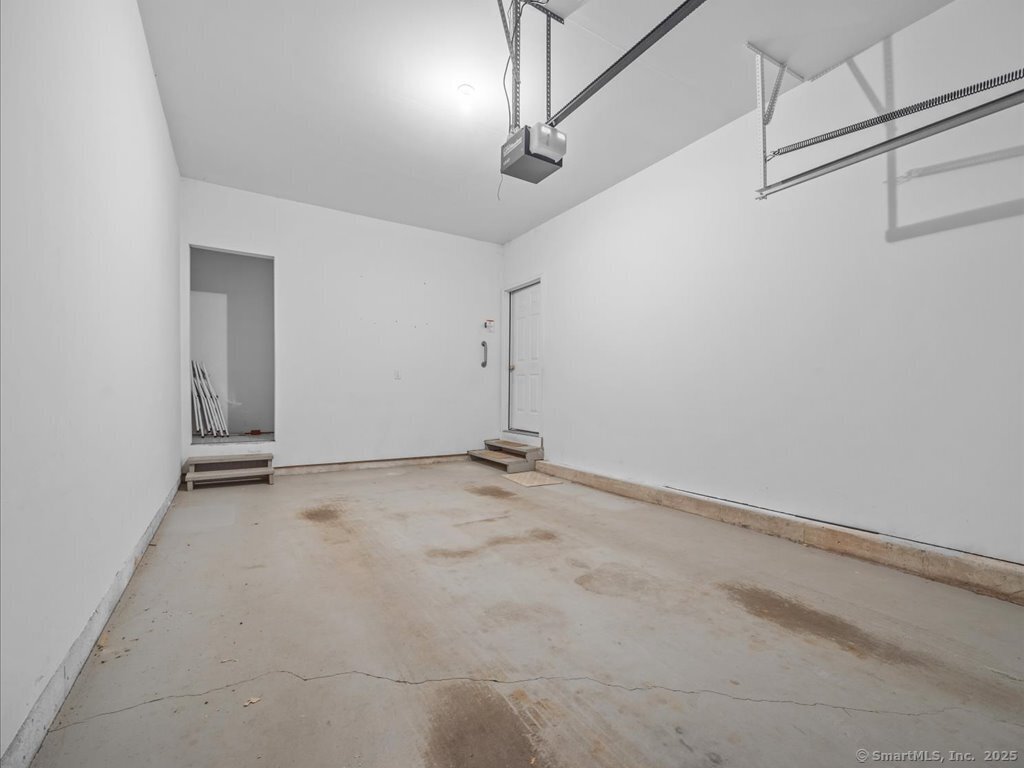 370 Emmett Street #APT 8-2, Bristol, Connecticut image 31