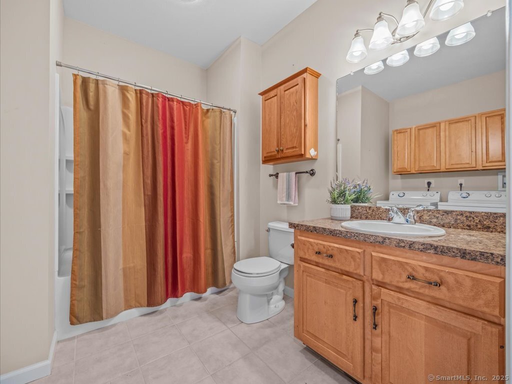 370 Emmett Street #APT 8-2, Bristol, Connecticut image 10