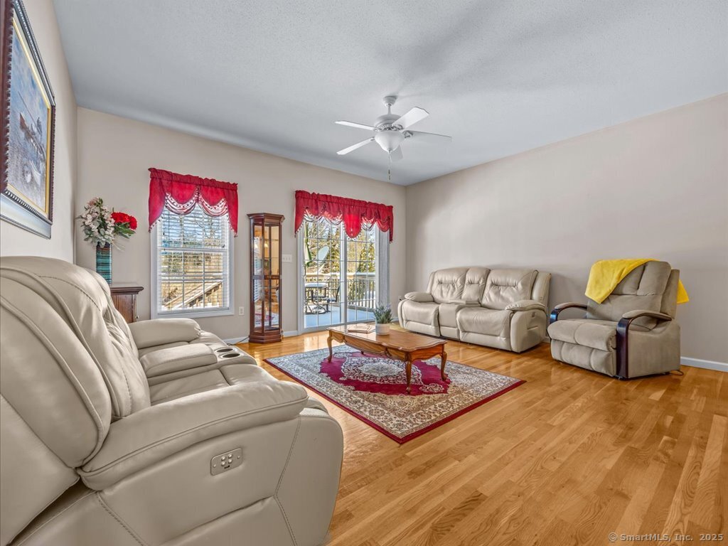 370 Emmett Street #APT 8-2, Bristol, Connecticut image 22