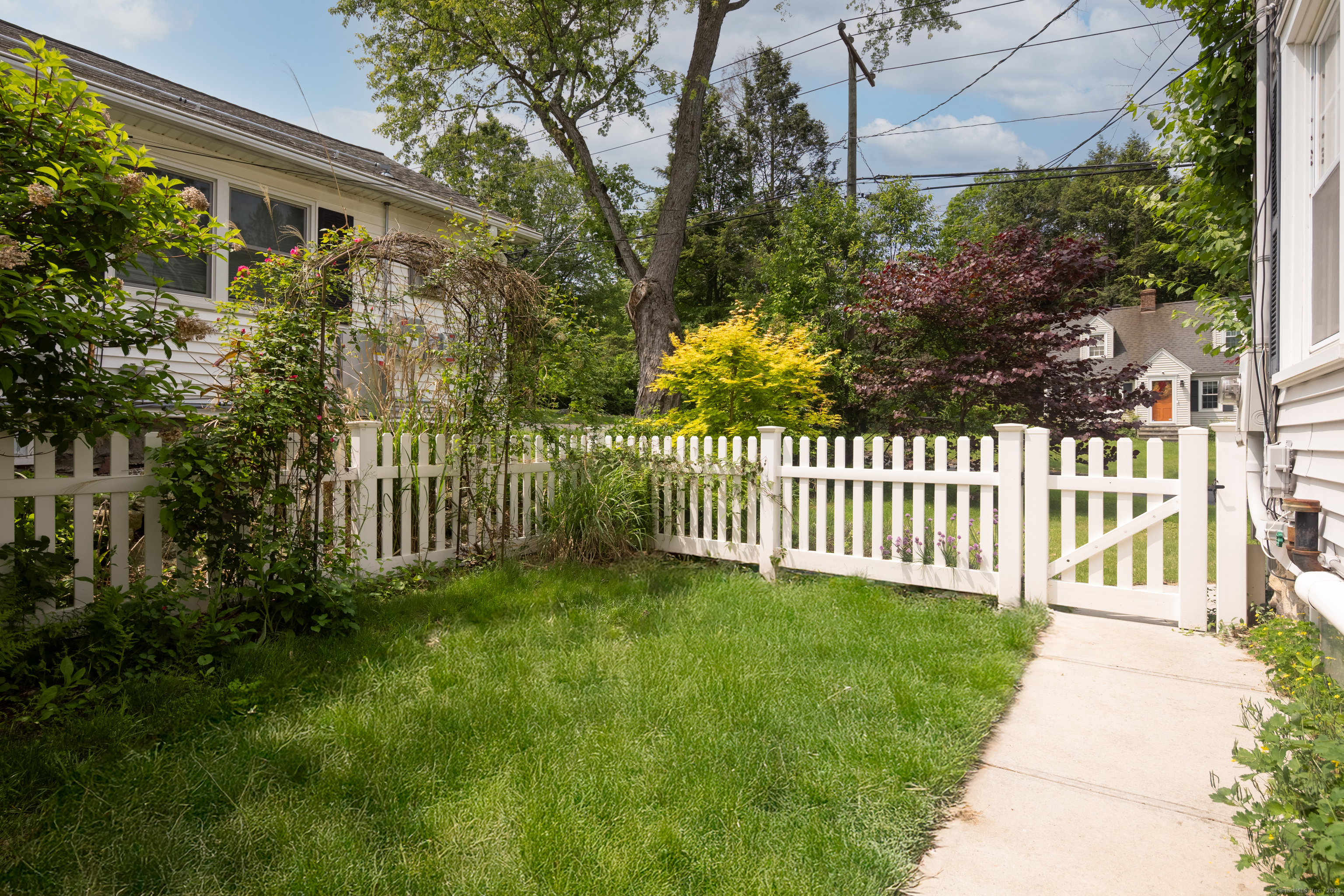 1 Yale Avenue, Middlebury, Connecticut image 35