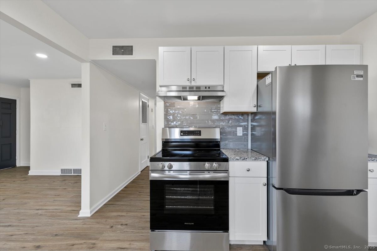 72 Cooper Avenue, Wallingford, Connecticut image 9