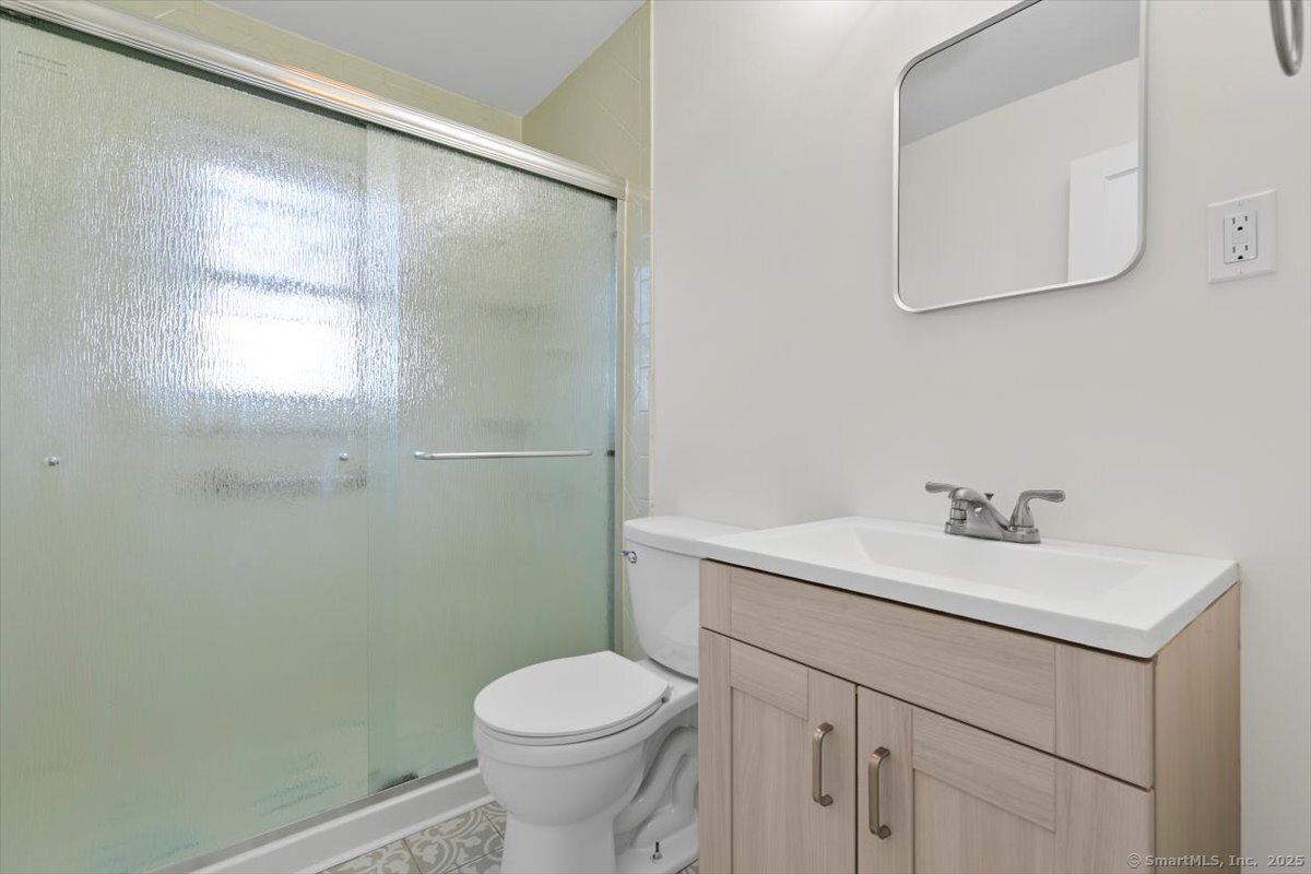 72 Cooper Avenue, Wallingford, Connecticut image 16