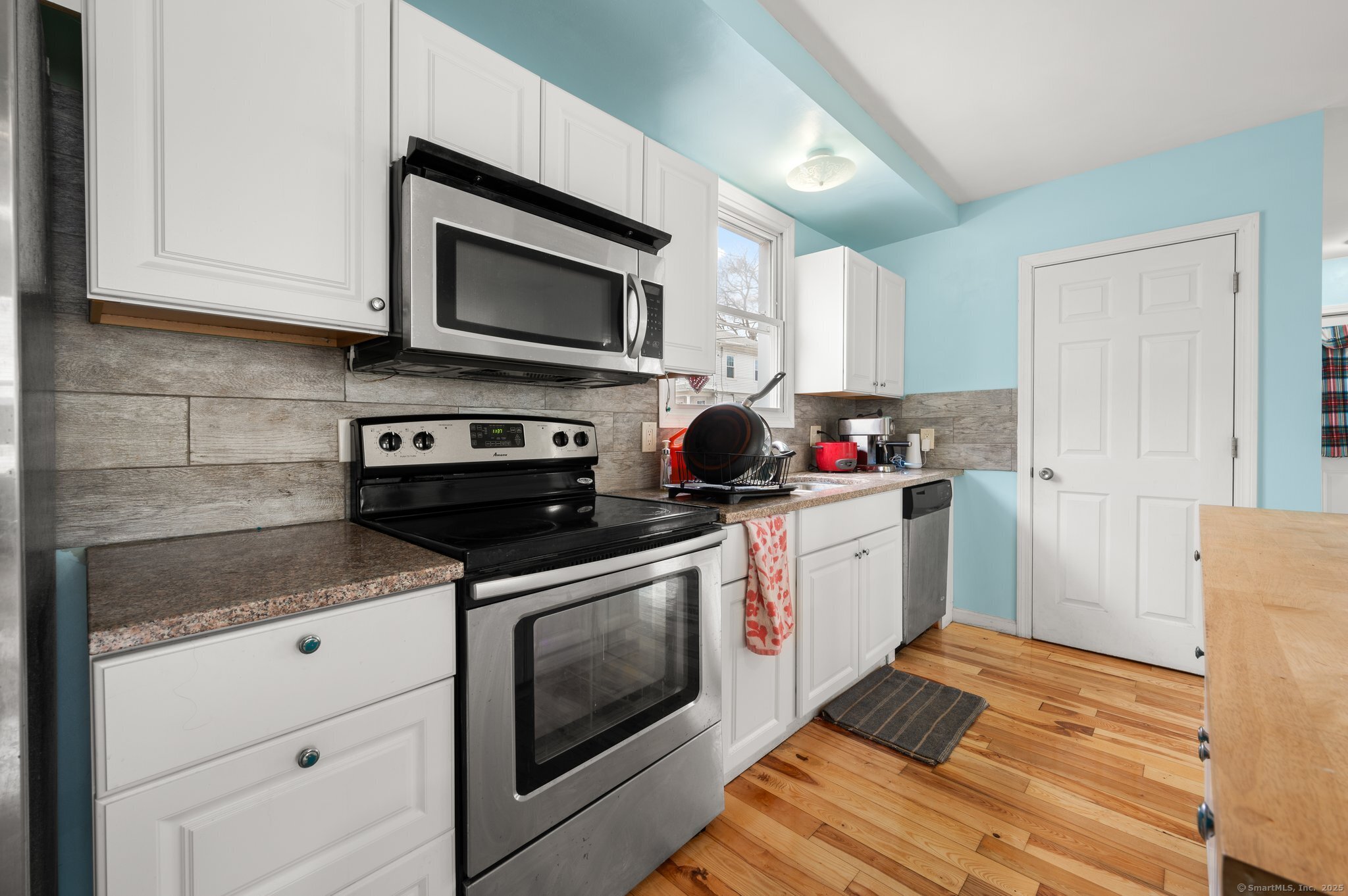 18 Avery Court, New London, Connecticut image 16