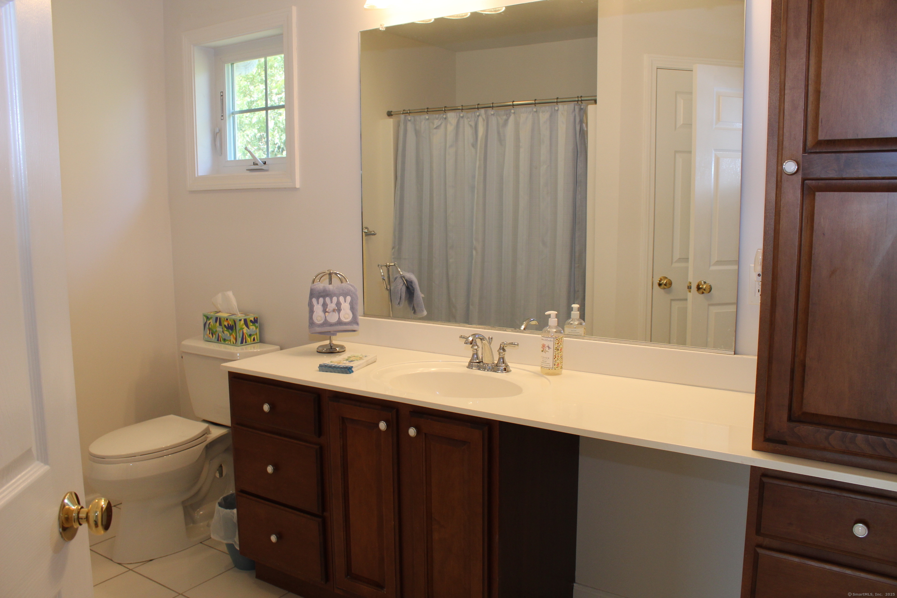 51 County Walk Lane #51, East Haven, Connecticut image 13