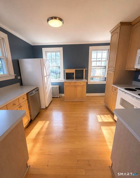 Multifamily For Rent - 75 Lancaster Road<br/> West Hartford, CT 06119