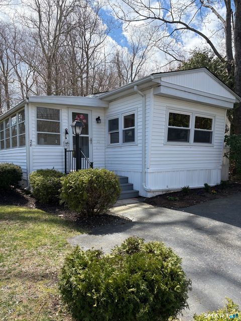 28 Woodland Trail Killingworth CT 06419