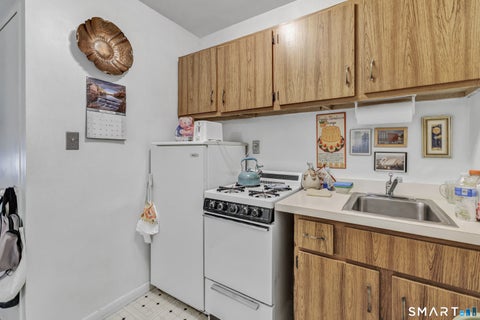 Tiny photo for 2370 North Avenue #8D, Bridgeport, CT 06604 (MLS # 24200469)