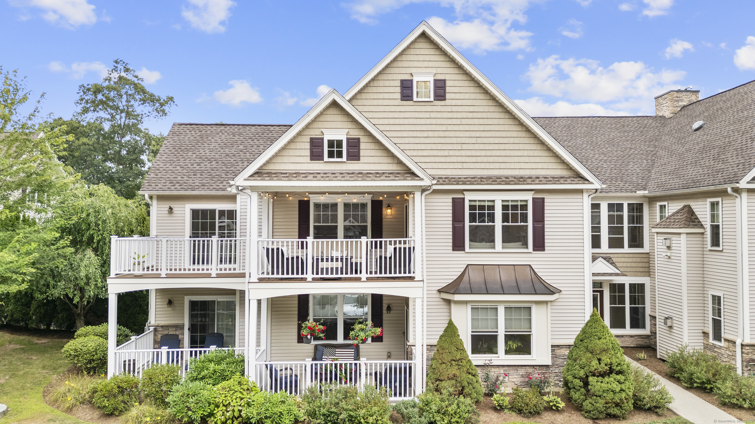 95 S Ridge Lane E202