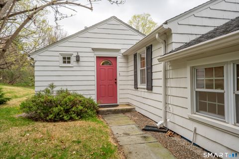 Photo of 30 Hillsboro Drive, West Hartford, CT 06107 (MLS # 24167660)